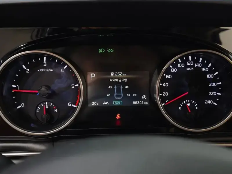 2021 Kia Carnival с пробегом 88 241 км