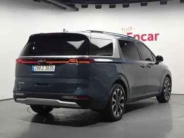 2022 Kia Carnival с пробегом 67 824 км
