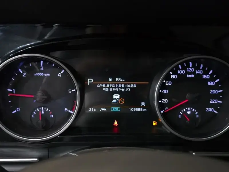 2021 Kia Carnival с пробегом 109 383 км