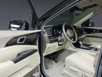 2021 Kia Carnival с пробегом 109 383 км