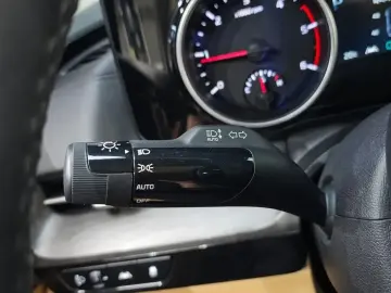 2021 Kia Carnival с пробегом 88 241 км