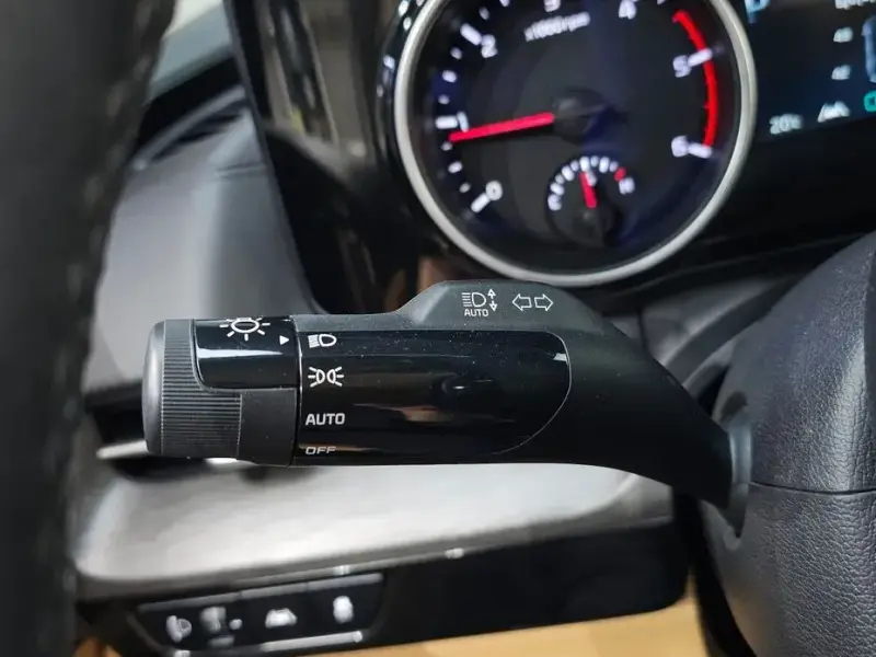 2021 Kia Carnival с пробегом 88 241 км