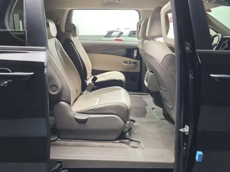 2021 Kia Carnival с пробегом 109 383 км