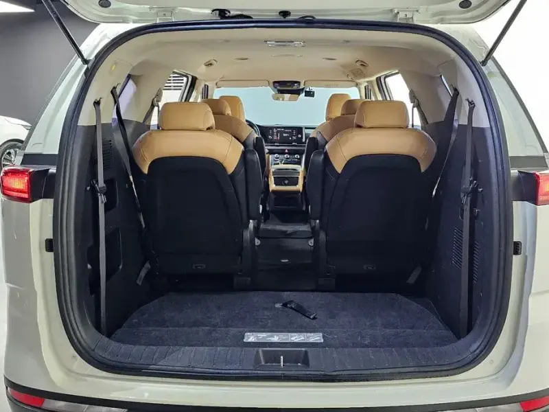 2021 Kia Carnival с пробегом 88 241 км