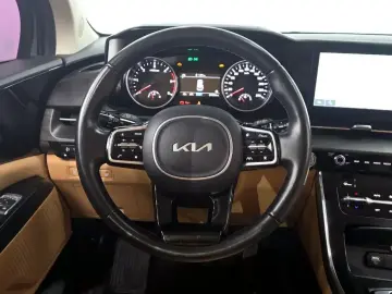 2022 Kia Carnival с пробегом 67 824 км