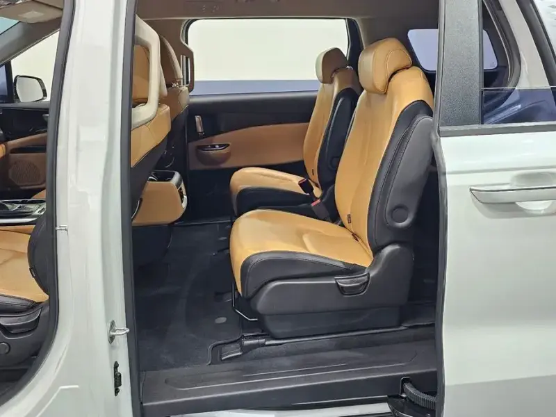 2021 Kia Carnival с пробегом 88 241 км