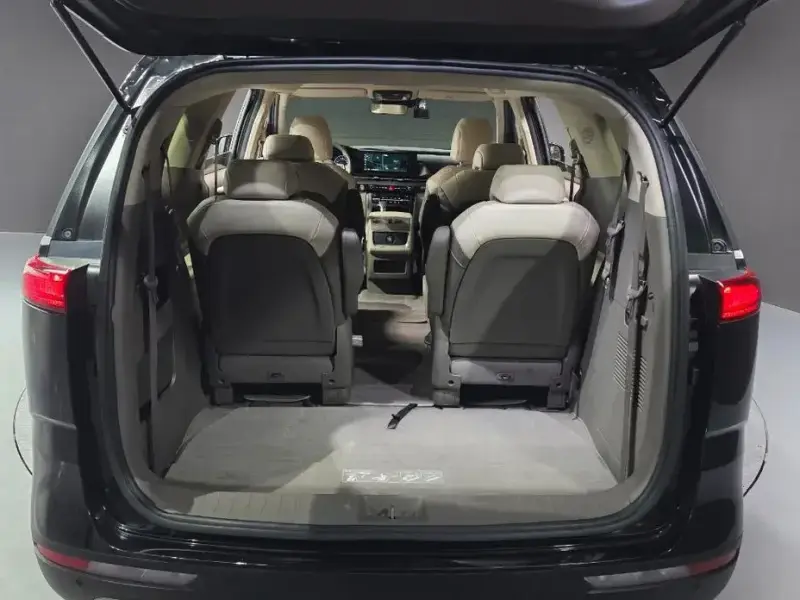 2021 Kia Carnival с пробегом 109 383 км