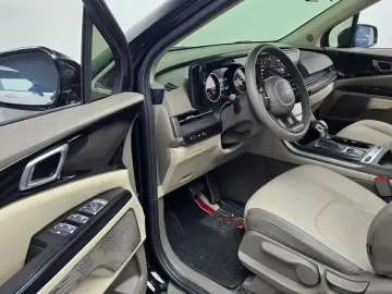 2021 Kia Carnival с пробегом 50 682 км