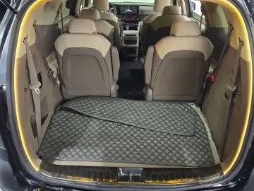 2021 Kia Carnival с пробегом 50 682 км