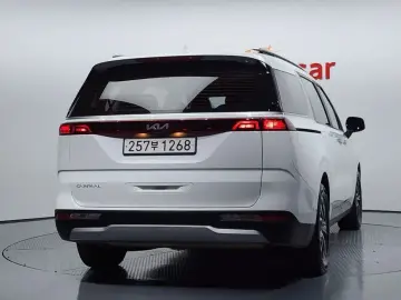2022 Kia Carnival с пробегом 82 246 км