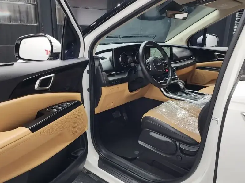 2022 Kia Carnival с пробегом 82 246 км