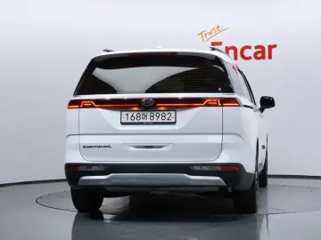 2021 Kia Carnival с пробегом 98 553 км