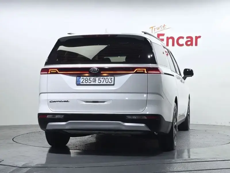 2021 Kia Carnival с пробегом 163 008 км
