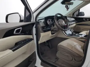 2021 Kia Carnival с пробегом 98 553 км