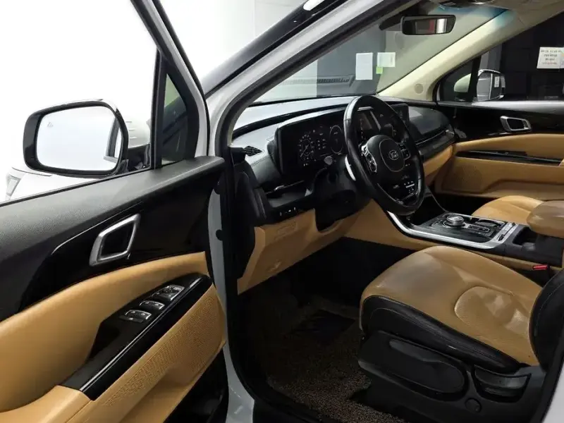 2021 Kia Carnival с пробегом 163 008 км