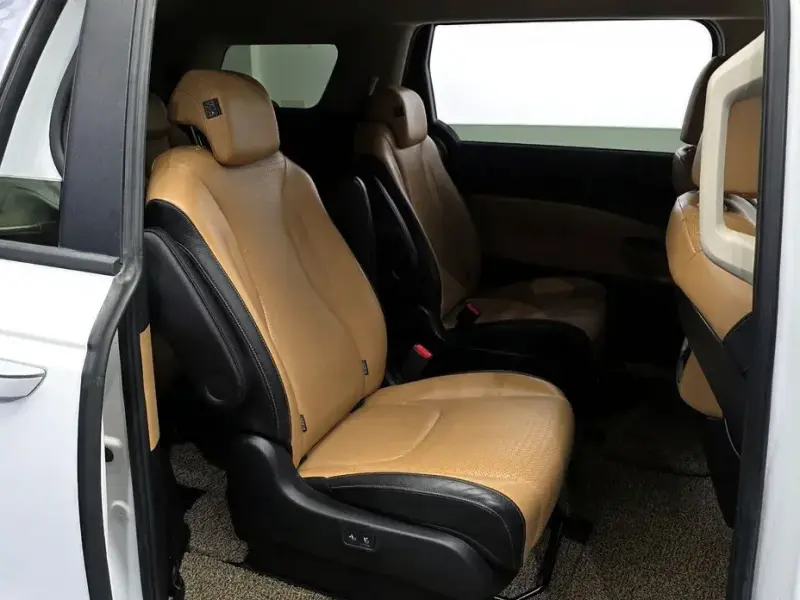 2021 Kia Carnival с пробегом 163 008 км