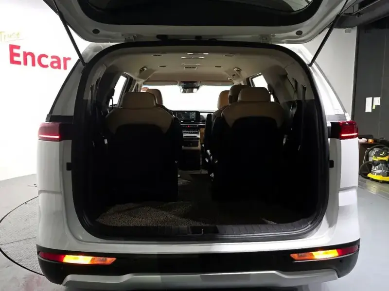 2021 Kia Carnival с пробегом 163 008 км