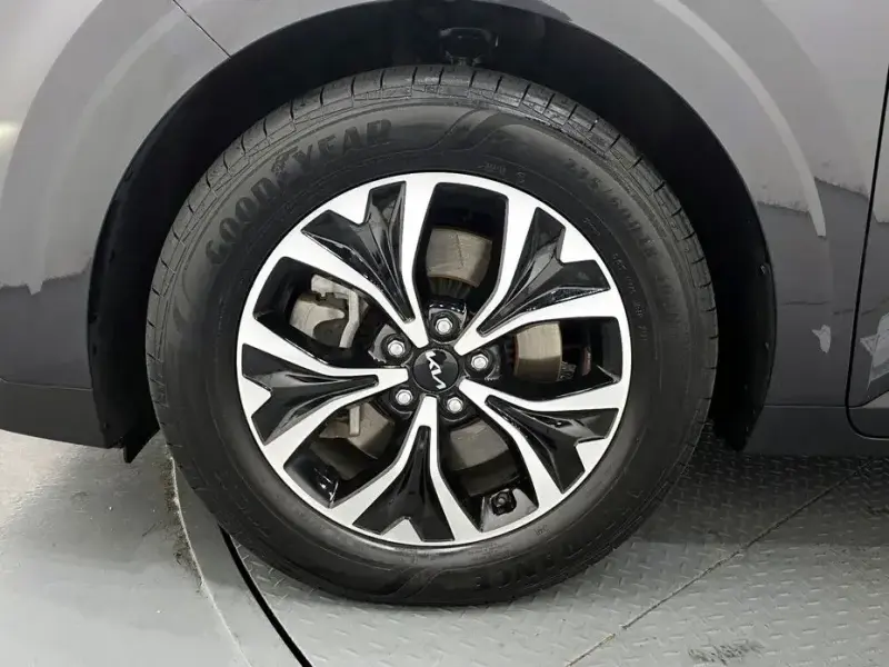 2021 Kia Carnival с пробегом 29 161 км