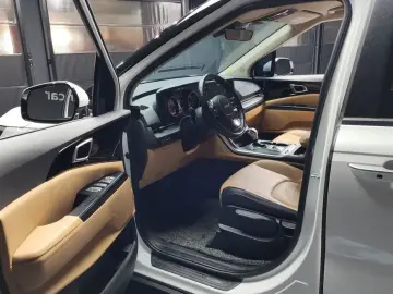 2021 Kia Carnival с пробегом 110 372 км