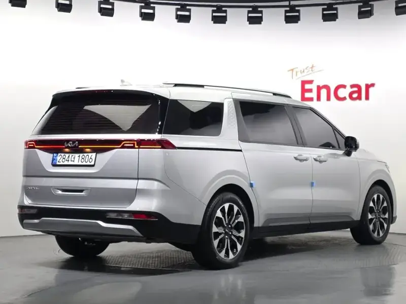 2022 Kia Carnival с пробегом 58 527 км