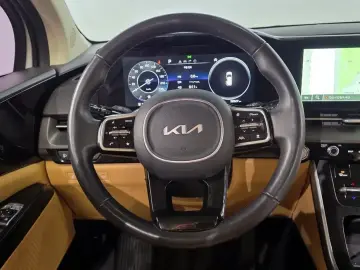2022 Kia Carnival с пробегом 58 527 км