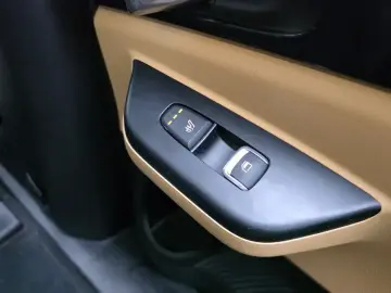 2022 Kia Carnival с пробегом 109 700 км
