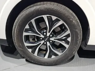 2022 Kia Carnival с пробегом 79 947 км