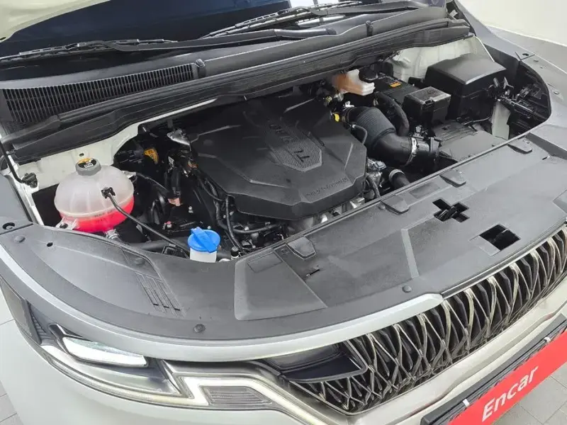 2023 Kia Carnival с пробегом 26 299 км