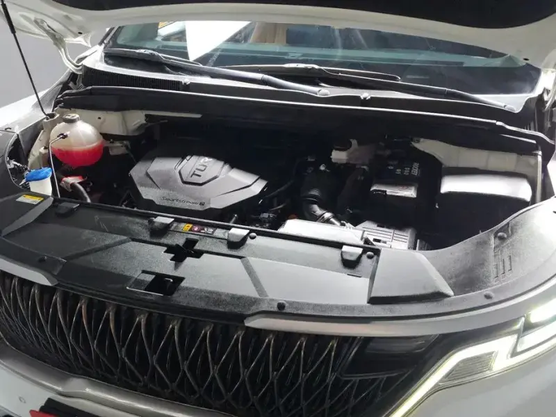2022 Kia Carnival с пробегом 97 890 км