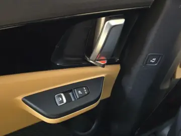 2023 Kia Carnival с пробегом 26 299 км