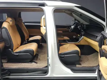 2022 Kia Carnival с пробегом 97 890 км