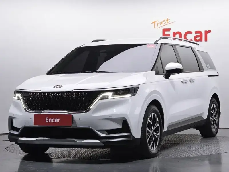 2021 Kia Carnival с пробегом 126 614 км