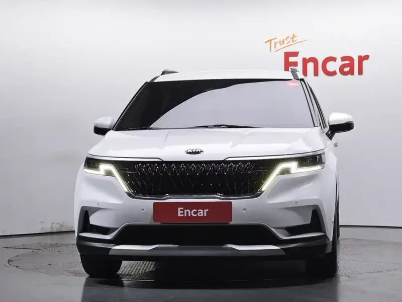 2021 Kia Carnival с пробегом 126 614 км