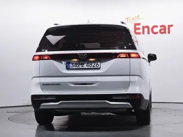 2021 Kia Carnival с пробегом 126 614 км