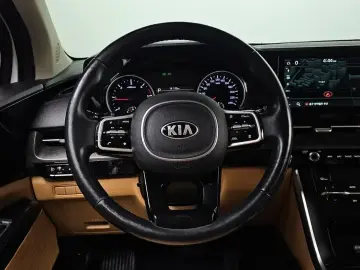 2021 Kia Carnival с пробегом 126 614 км