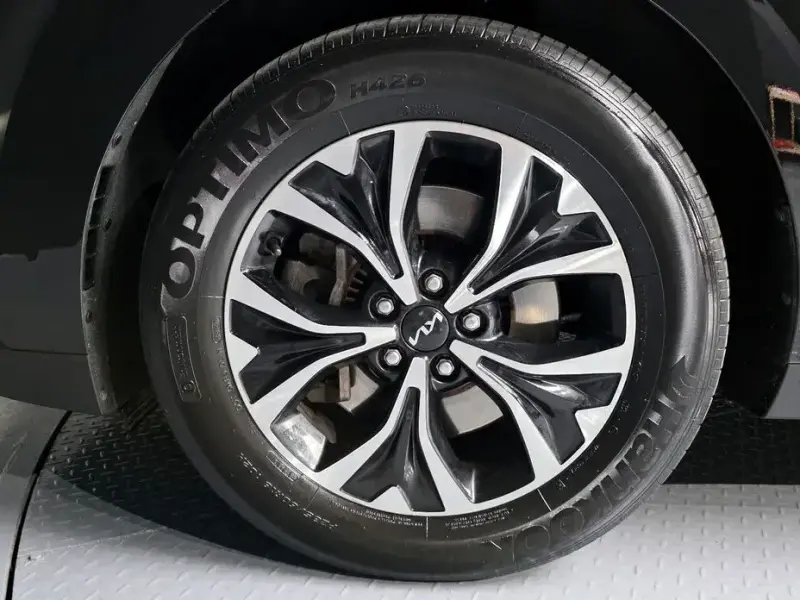 2021 Kia Carnival с пробегом 101 658 км