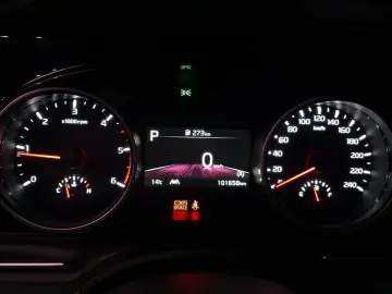 2021 Kia Carnival с пробегом 101 658 км