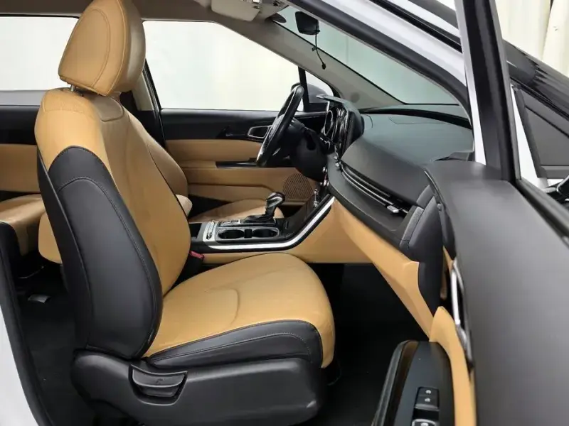 2021 Kia Carnival с пробегом 36 165 км