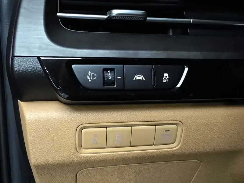 2021 Kia Carnival с пробегом 101 658 км