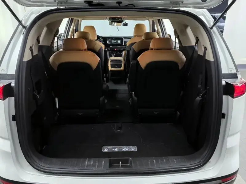 2021 Kia Carnival с пробегом 36 165 км