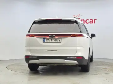 2022 Kia Carnival с пробегом 94 333 км