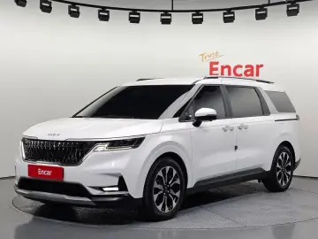 2022 Kia Carnival с пробегом 89 900 км