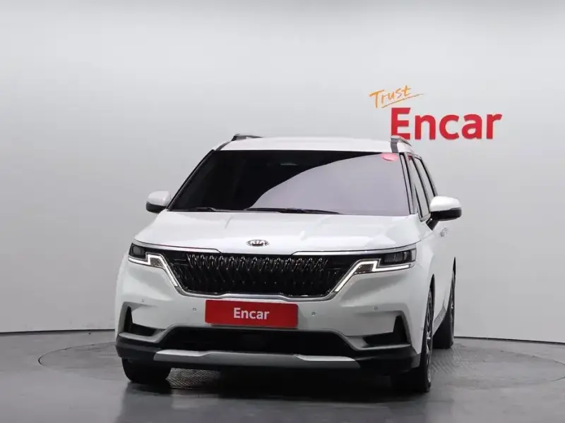 2021 Kia Carnival с пробегом 63 931 км