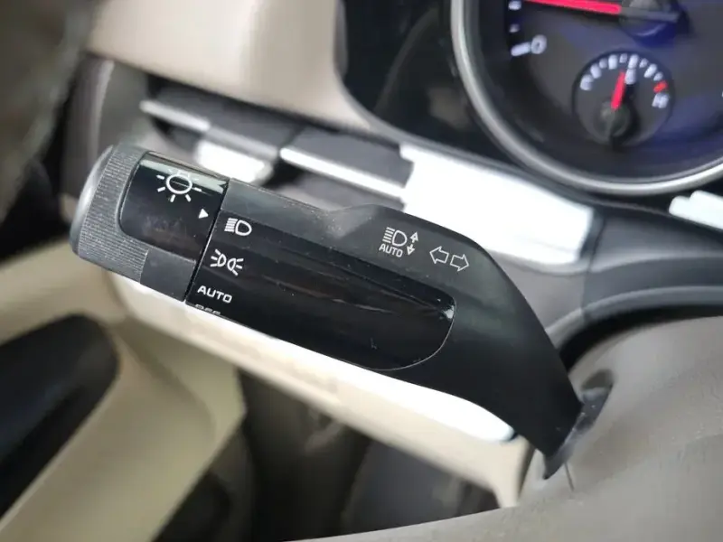 2021 Kia Carnival с пробегом 63 931 км