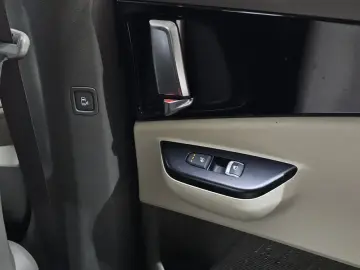 2021 Kia Carnival с пробегом 63 931 км