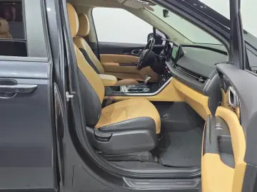 2022 Kia Carnival с пробегом 54 388 км