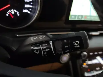 2021 Kia Carnival с пробегом 98 919 км