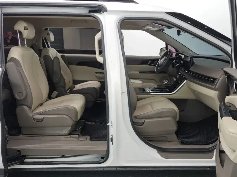 2021 Kia Carnival с пробегом 63 931 км