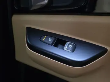 2022 Kia Carnival с пробегом 54 388 км