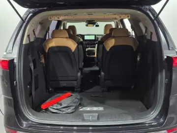 2022 Kia Carnival с пробегом 54 388 км